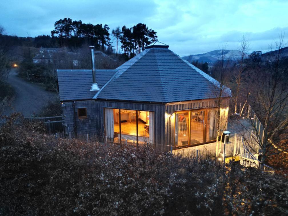 Dalnoid Cottages & Treehouses Nr Glenshee Exterior photo