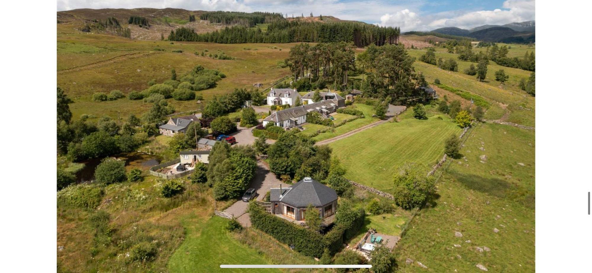 Dalnoid Cottages & Treehouses Nr Glenshee Exterior photo